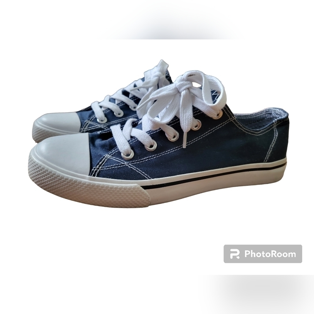Joe‎ boxer sneakers